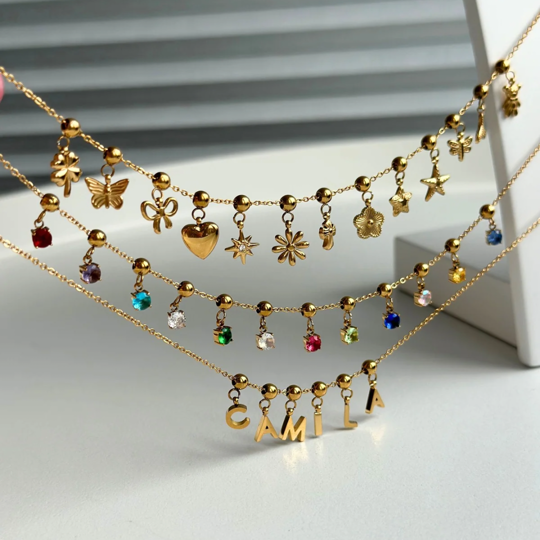 Colar com Charms